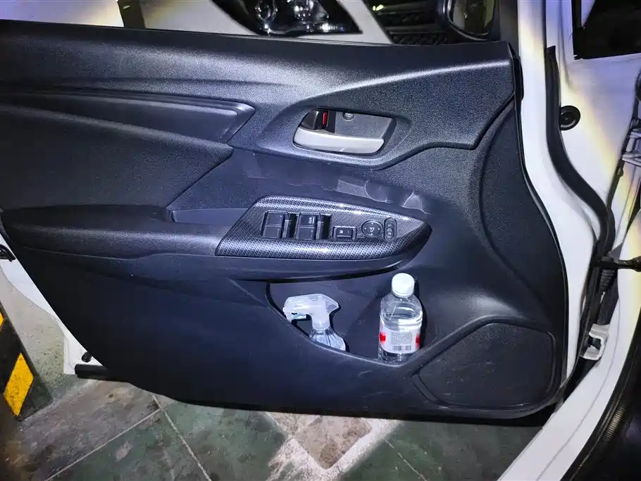 Fit 1.5 L CVT Comfort