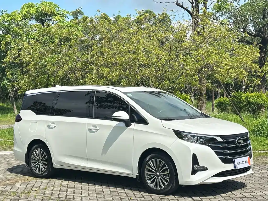 GAC Trumpchi M6 270 T Auto Honored (6-seat) CN-V