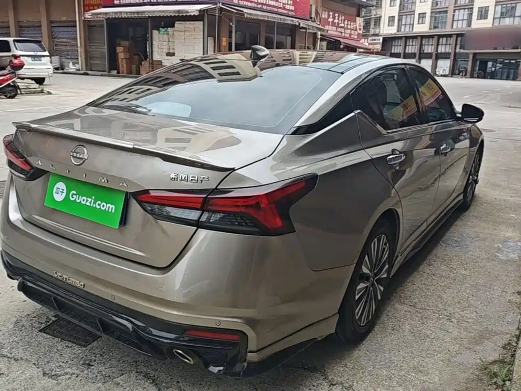 Teana 2.0 L XL-TLS Joy