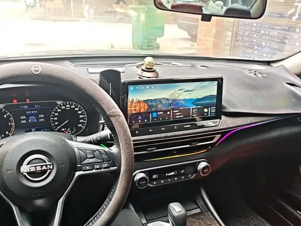 Teana 2.0 L XL-TLS Joy