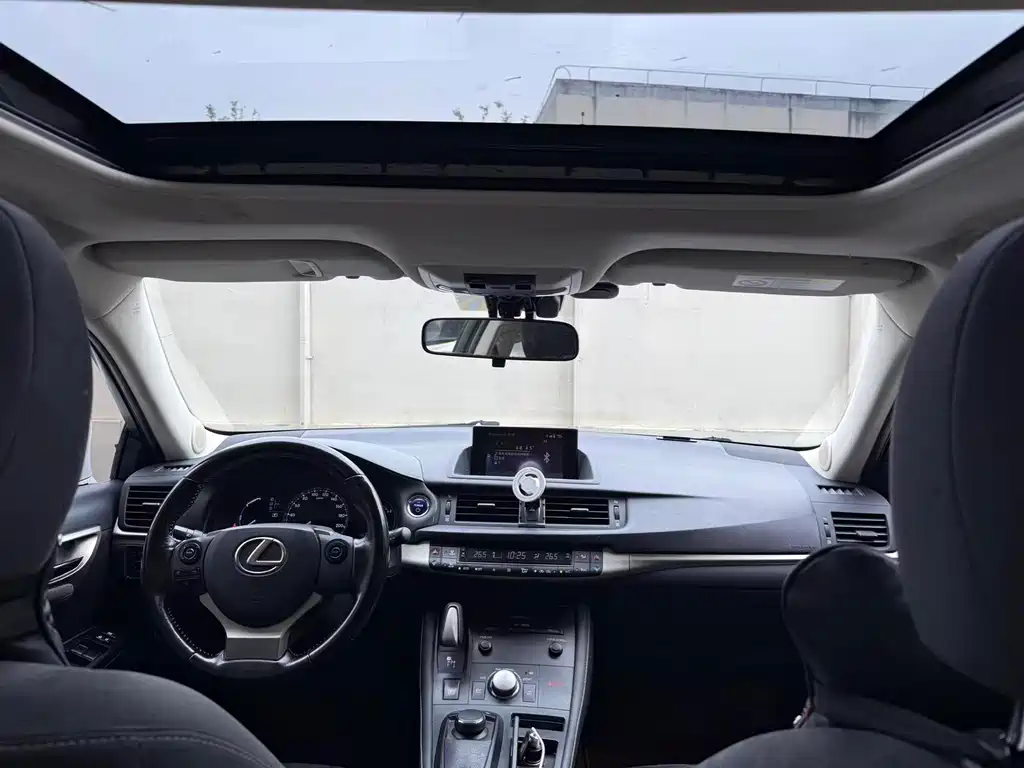 Lexus CT CT200 h Comfort Mono