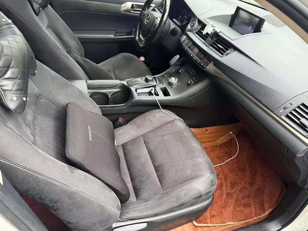 Lexus CT CT200 h Comfort Mono