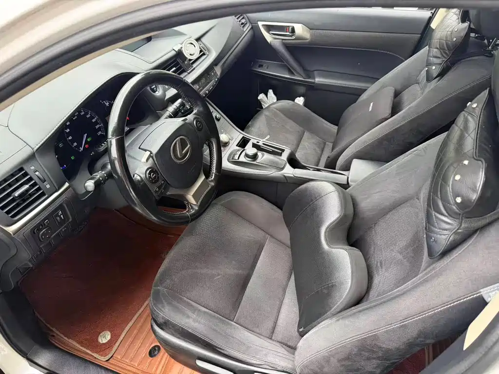 Lexus CT CT200 h Comfort Mono