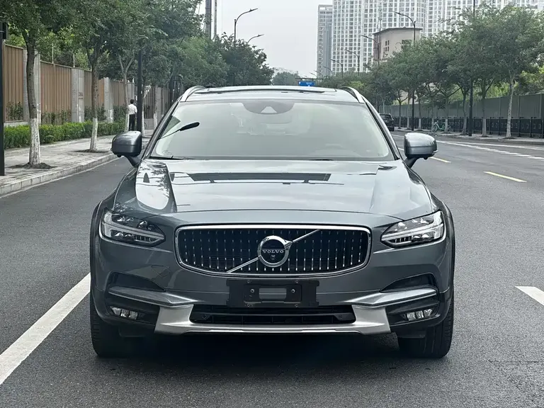Volvo V90 沃尔沃V90 2019款 Cross Country T5 AWD 智远版 国VI