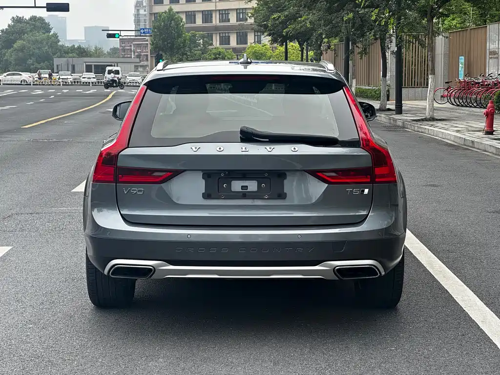 Volvo V90 沃尔沃V90 2019款 Cross Country T5 AWD 智远版 国VI