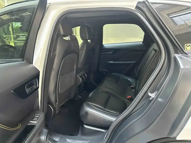 Jaguar F-PACE 300-Sport Sport