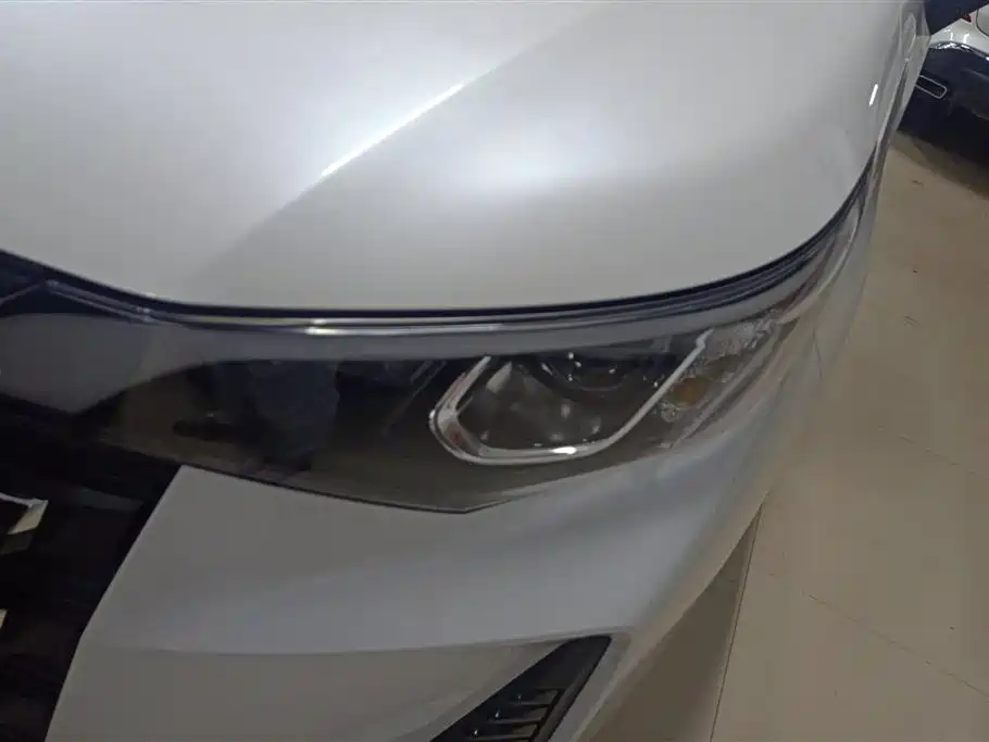 GAC Trumpchi M6 PRO 270 T DCT Elite