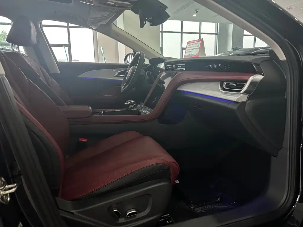 Hongqi H5 2.0 T Auto Flagship Smooth
