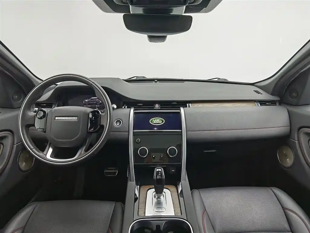 Discovery Sport NEV P300 e Performance Tech