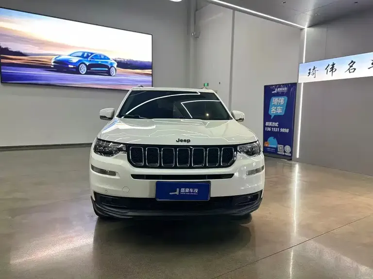 Jeep Commander 指挥官 2018款 2.0 T 两驱进享版 国VI