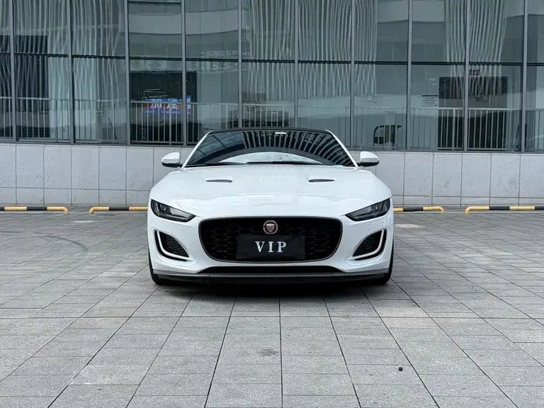 Jaguar F-TYPE P300 RWD First Edition Hardtop
