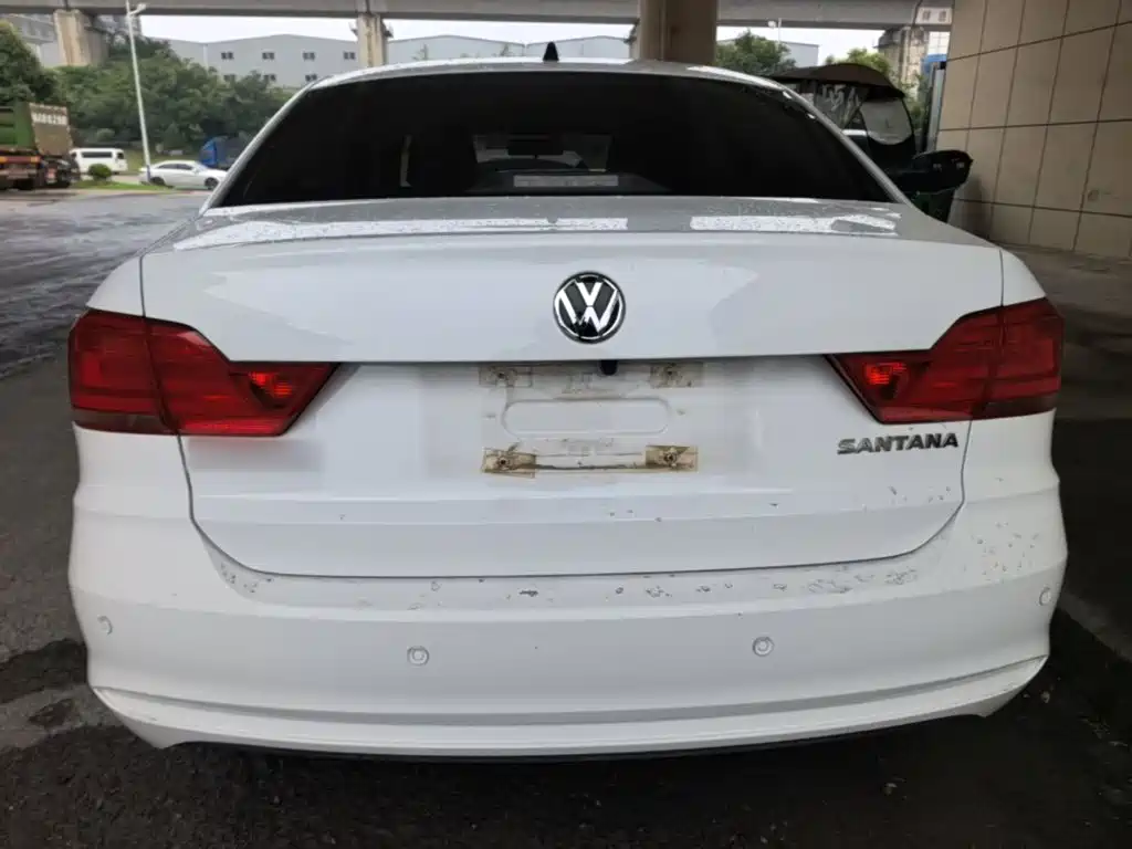 Santana 1.5 L Auto Style
