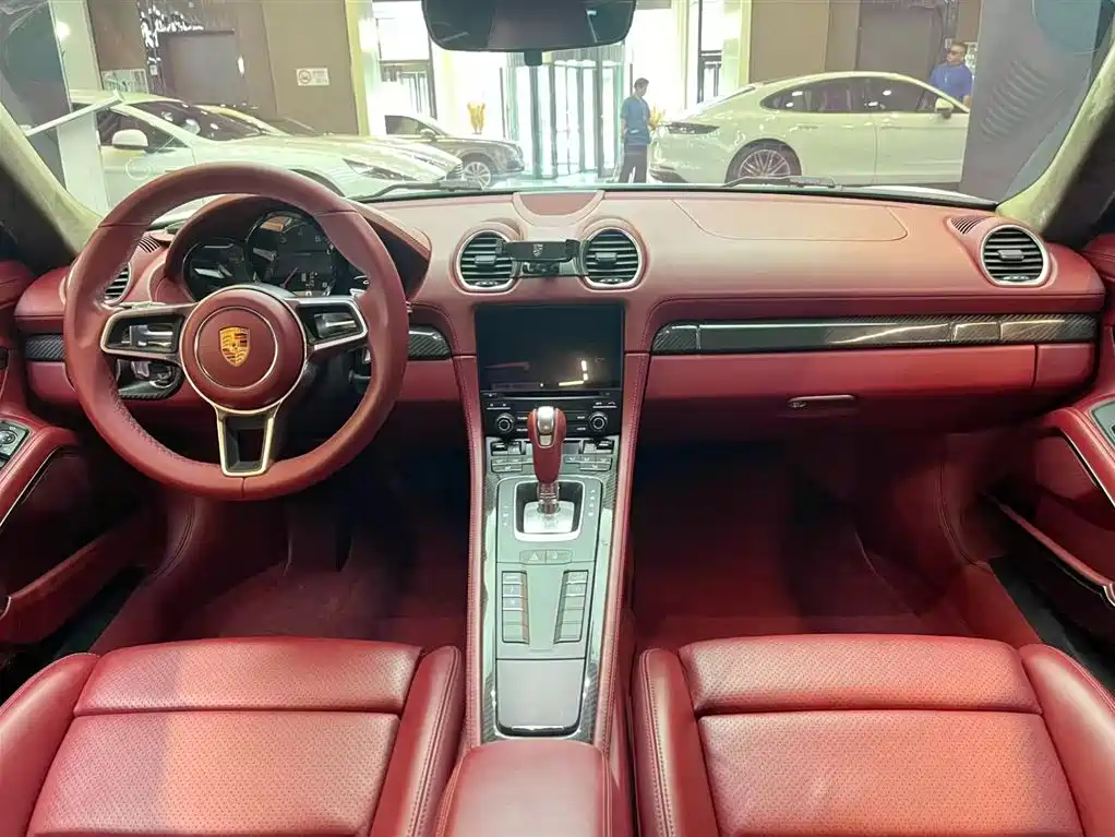Porsche 718 Cayman 2.0 T