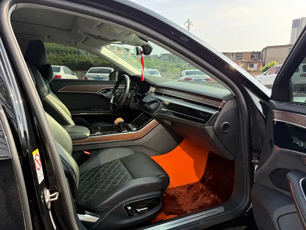 Audi A8 A8 L 50 TFSI quattro Premium