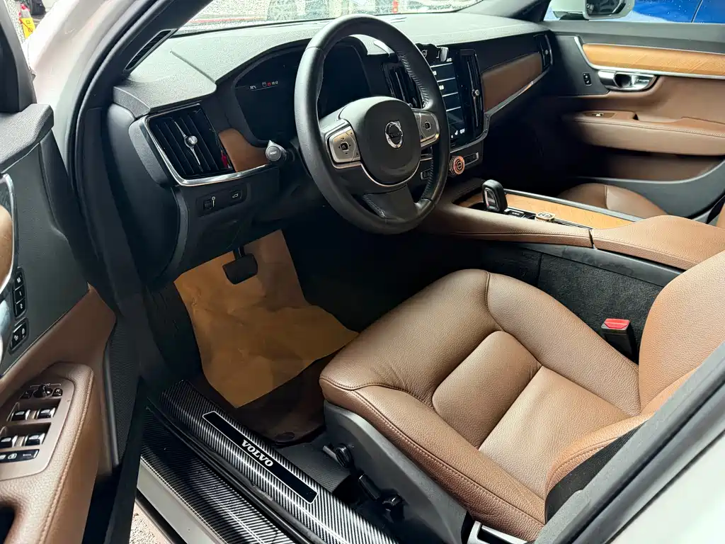 Volvo S90 B5 Smart Ease Luxury