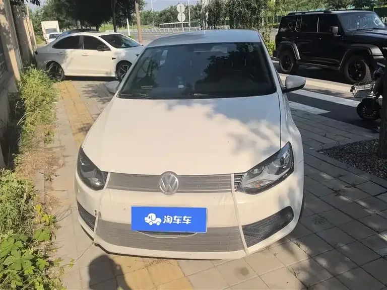 Volkswagen Polo 1.4 L Auto Style