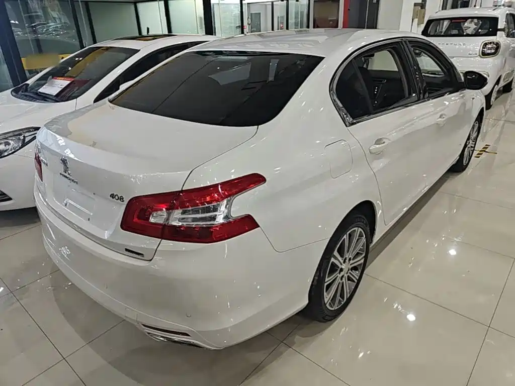 Peugeot 408 350 THP Auto Luxury