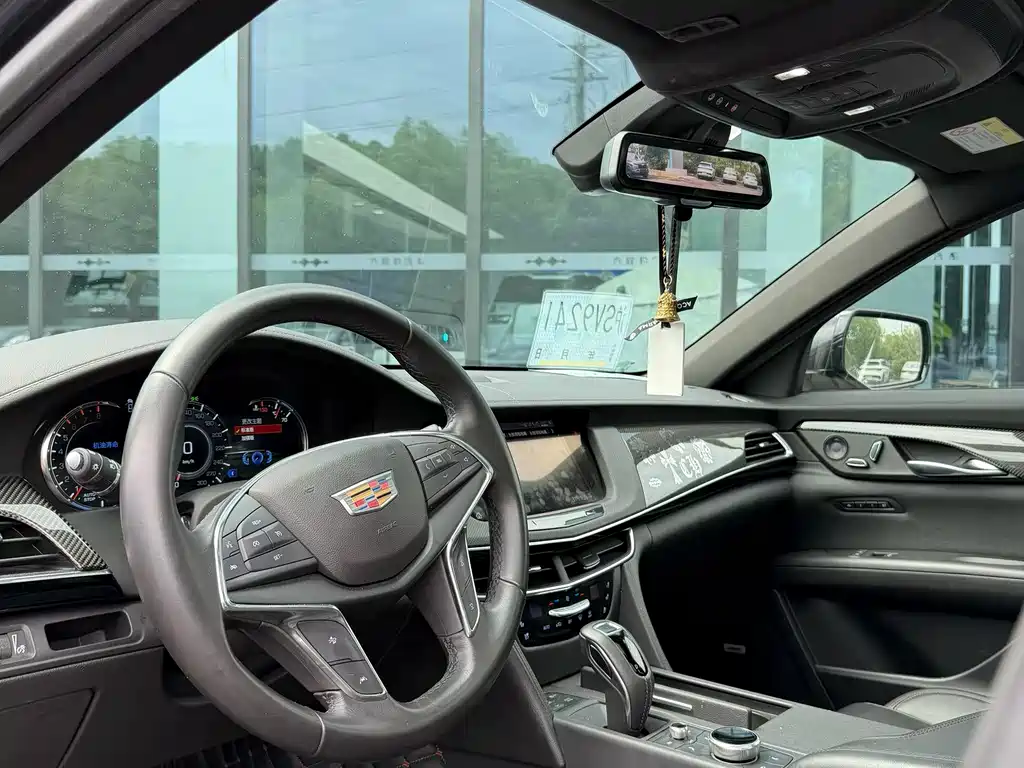 Cadillac CT6 28 T Leading Sport