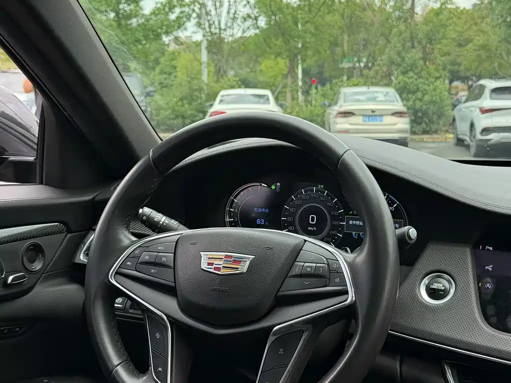 Cadillac CT6 28 T Leading Sport