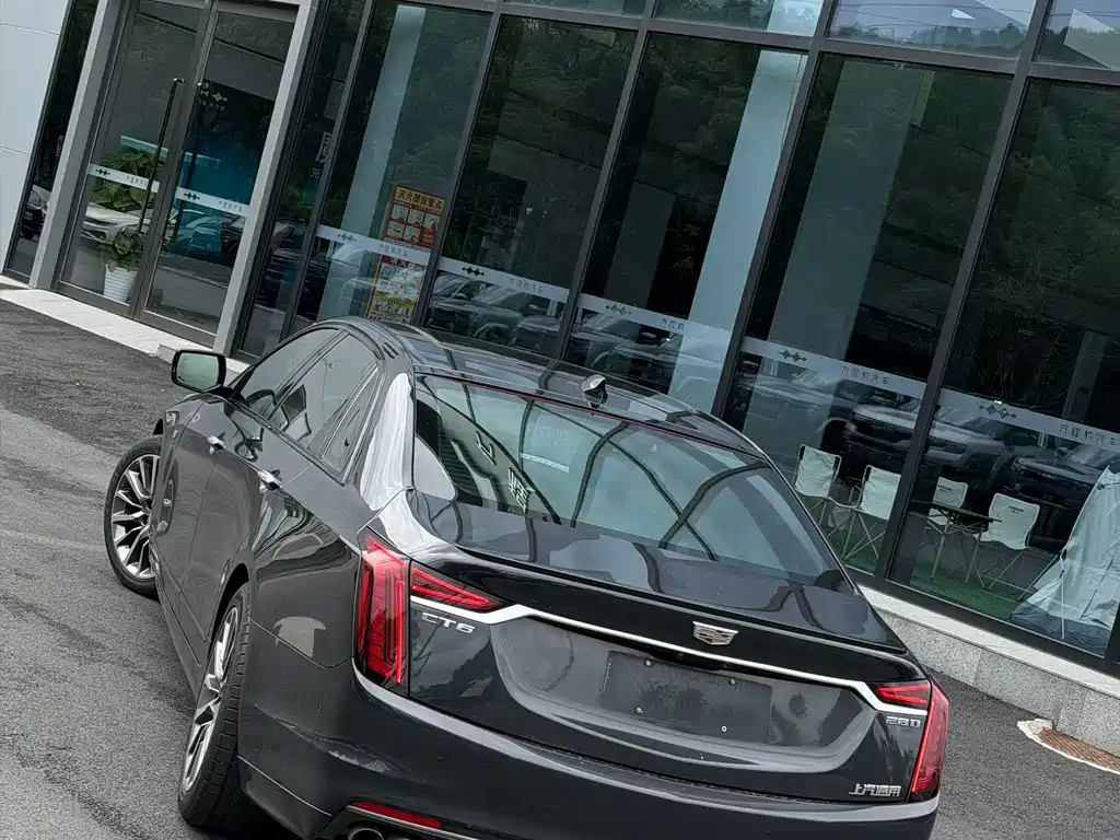 Cadillac CT6 28 T Leading Sport