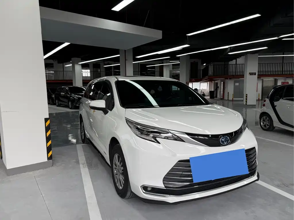 Sienna 2.5 L Hybrid Comfort