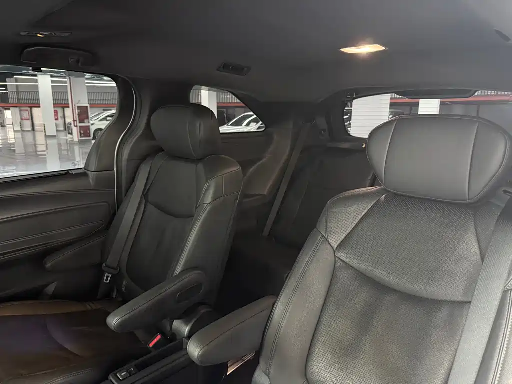 Sienna 2.5 L Hybrid Comfort