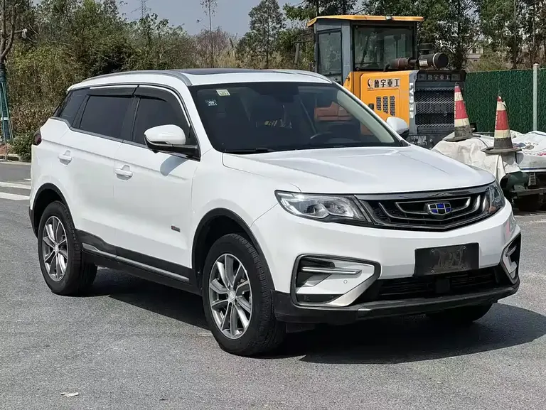 Geely Boyue 1.8 TD Auto 2 WD Smart 4 G Connected