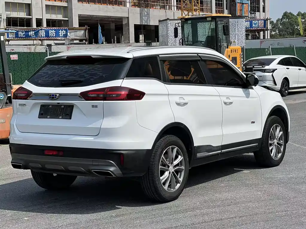 Boyue 1.8 TD Auto 2 WD Smart 4 G Connected