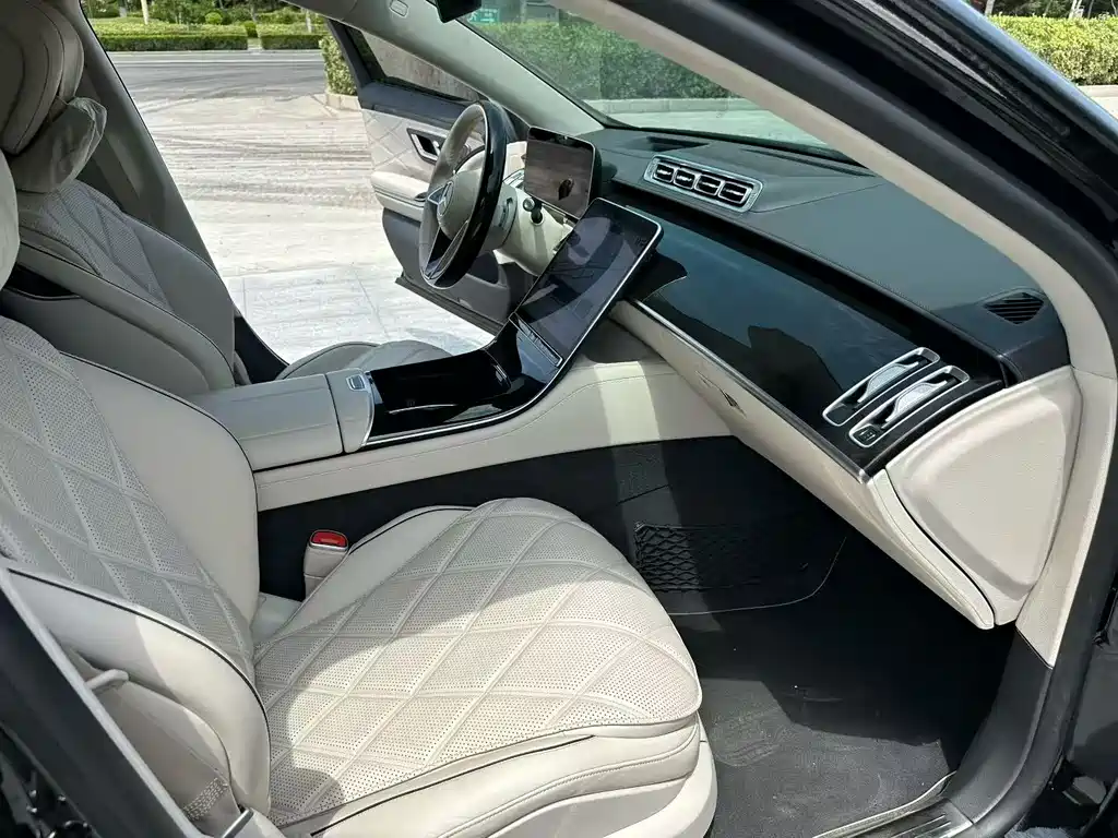 Maybach S-Class S 480 4 MATIC