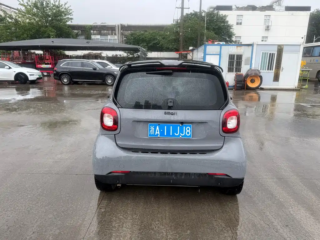 smart fortwo 1.0 L 52 kW Hardtop Agile