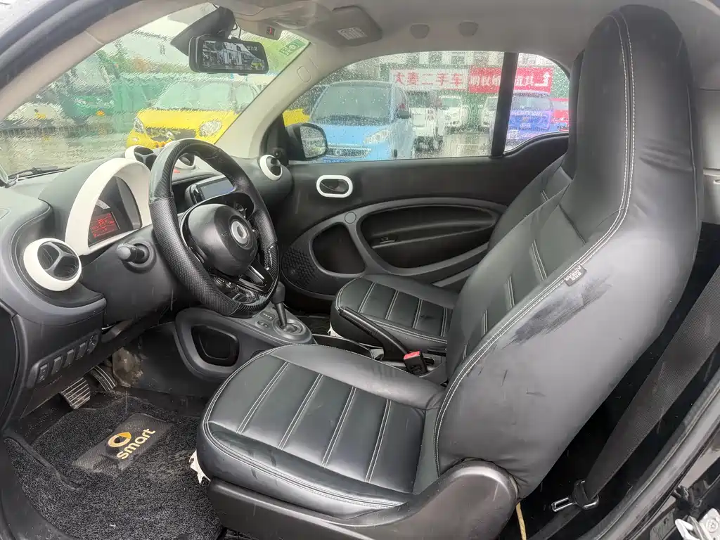 smart fortwo 1.0 L 52 kW Hardtop Agile