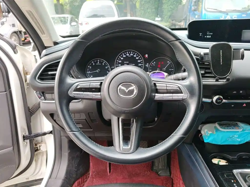 Mazda CX-30 2.0 L Auto Elegant Joy