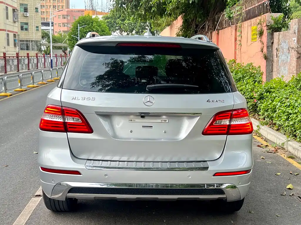 Mercedes-Benz M-Class ML 300