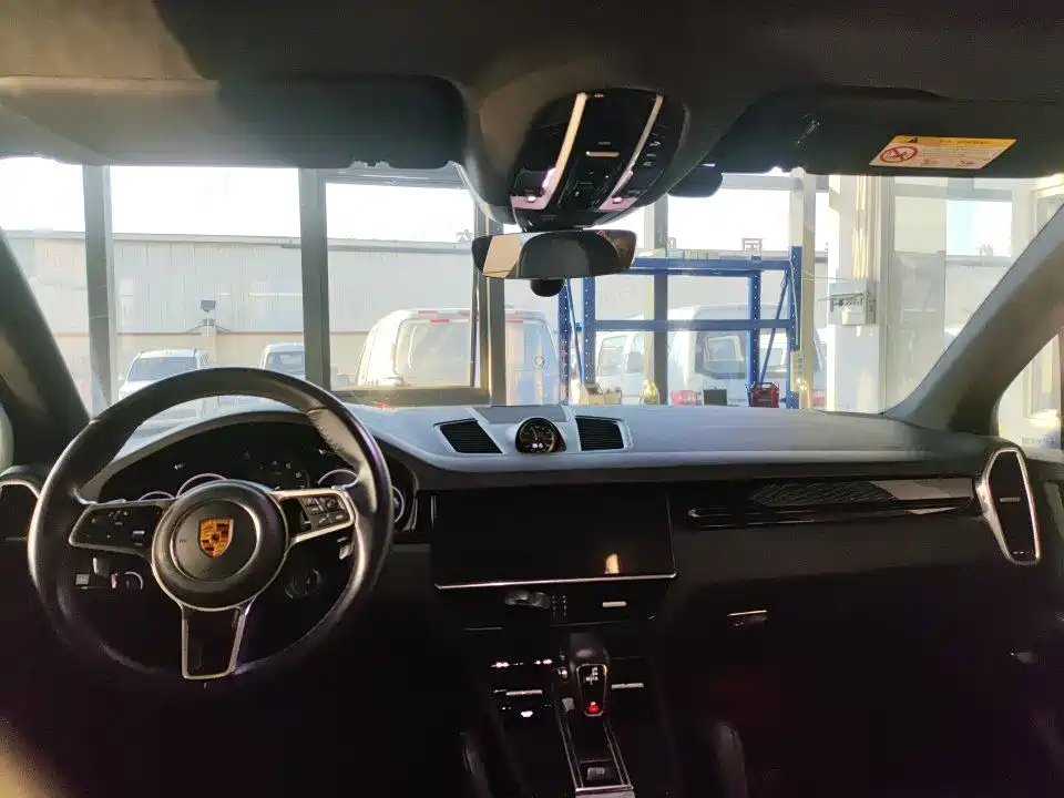 Cayenne NEV Cayenne E-Hybrid 2.0 T