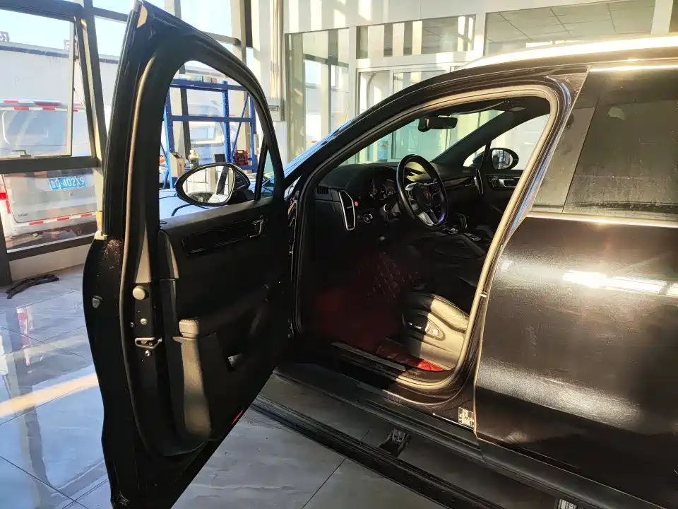 Cayenne NEV Cayenne E-Hybrid 2.0 T