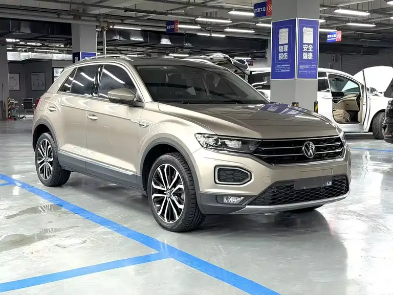 Volkswagen T-ROC 280 TSI DSG 2 WD Comfort Enjoyment PLUS