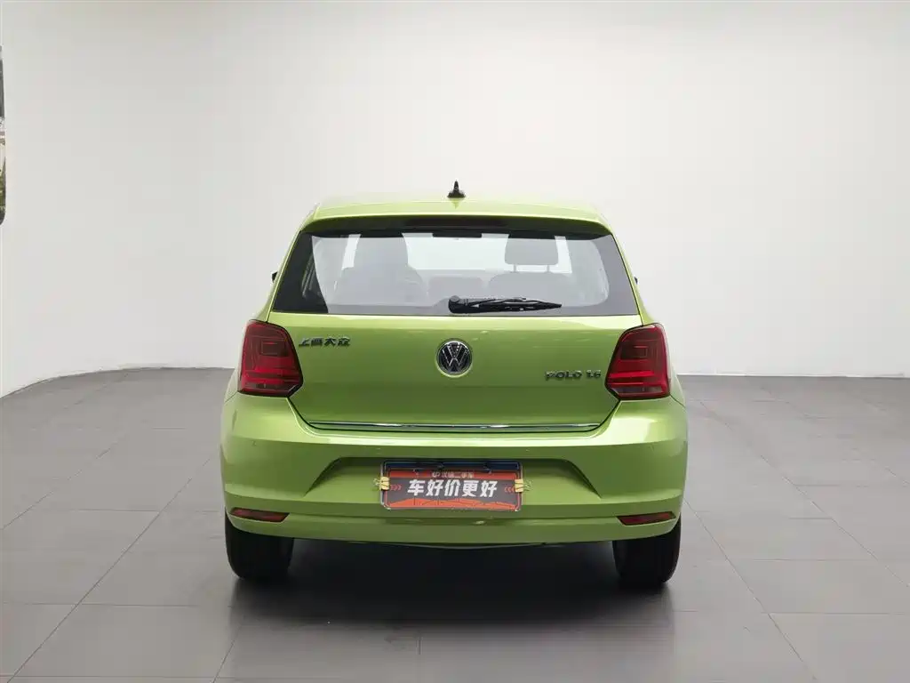 Polo 1.6 L Auto Luxury