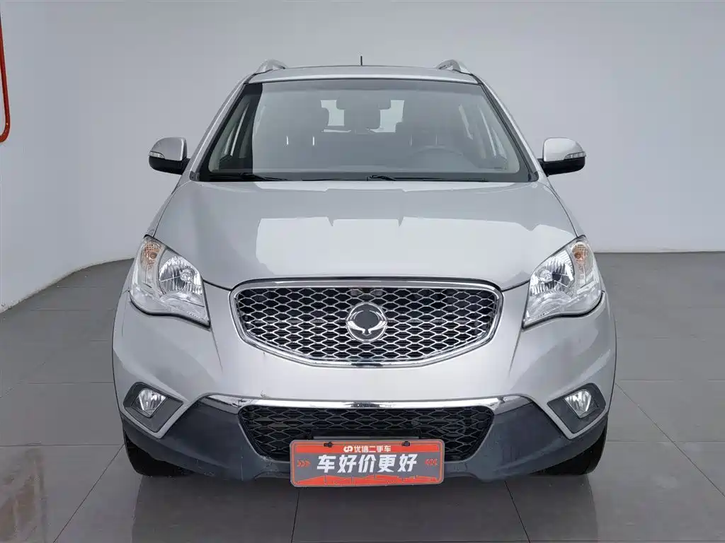 Korando 2.0 L Gasoline 4 WD Auto Elite Navigation