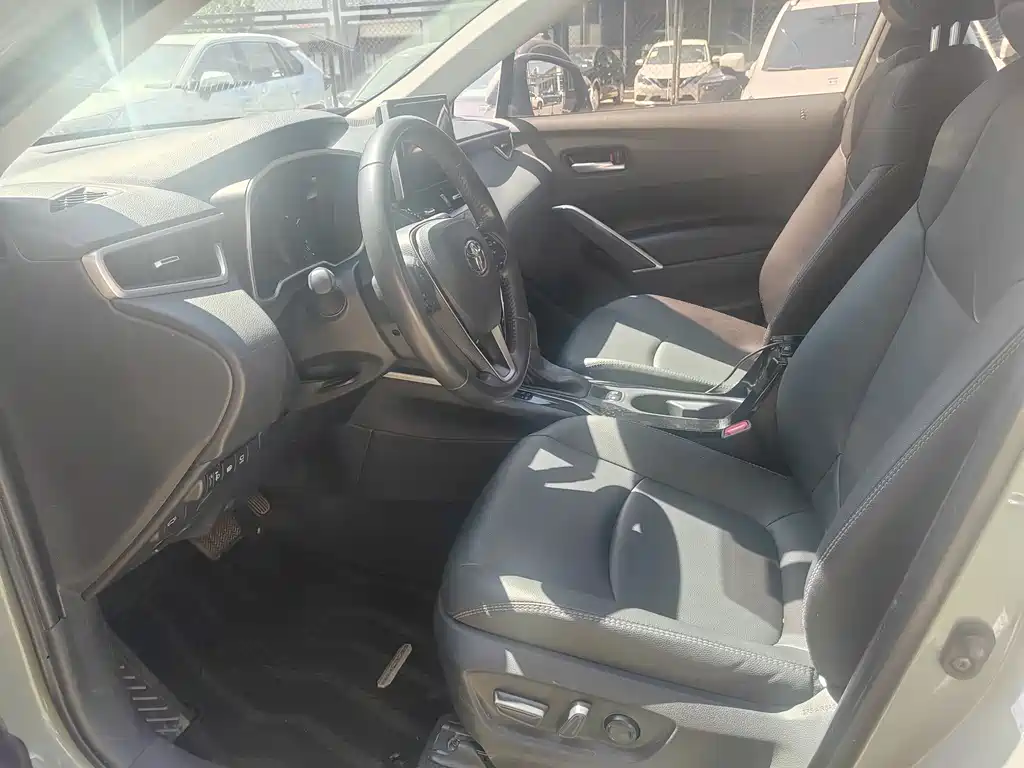Corolla Cross 2.0 L Flagship