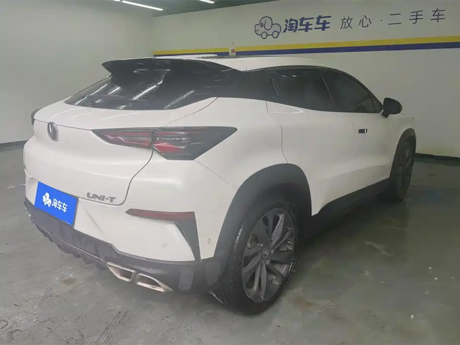 Changan UNI-T 1.5 T Flagship