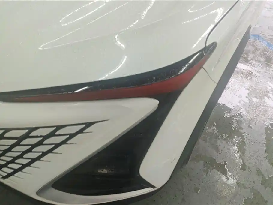 Changan UNI-T 1.5 T Flagship