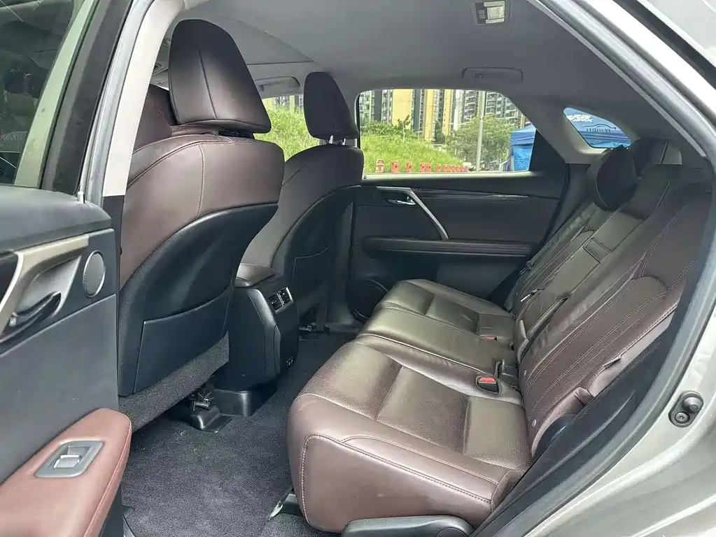 Lexus RX Facelift 300 2 WD Comfort