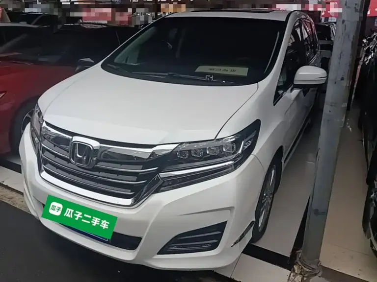 Honda Elysion 2.4 L Luxury