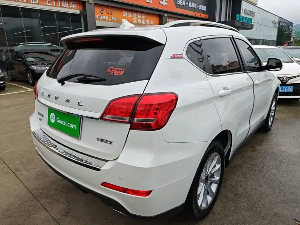 Haval H2 Red Label 1.5 T Manual 2 WD Luxury