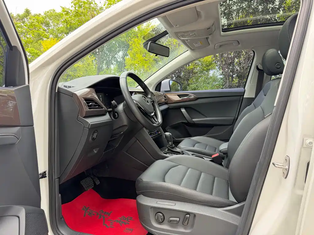 Tharu 280 TSI 2 WD Luxury