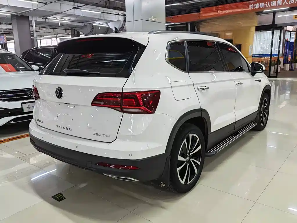 Tharu 280 TSI 2 WD Luxury