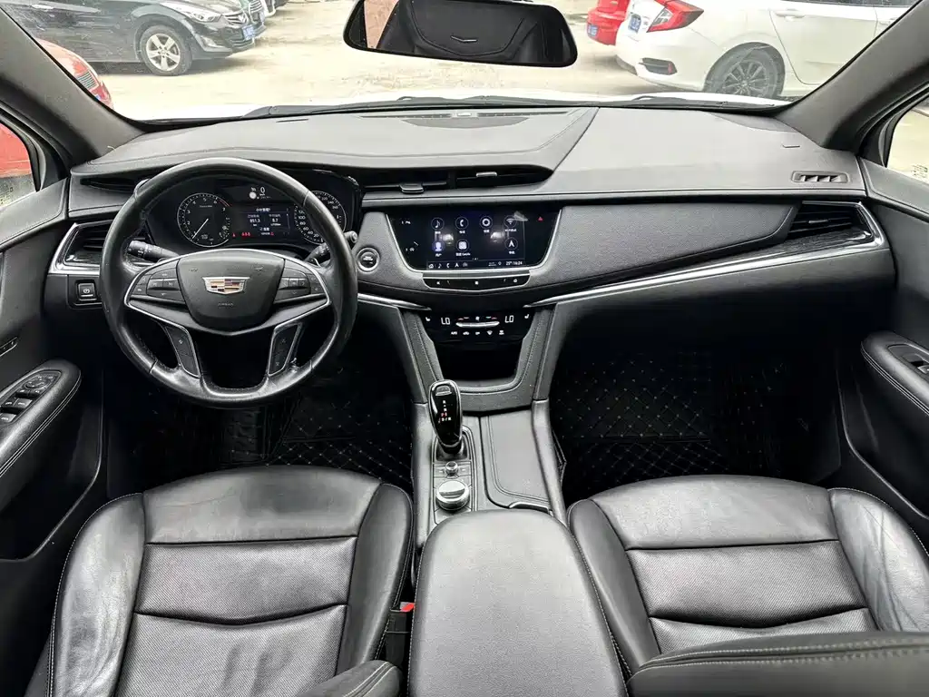 Cadillac XT5 28 T Luxury