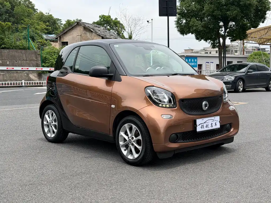 smart fortwo 1.0 L 52 kW Hardtop Agile