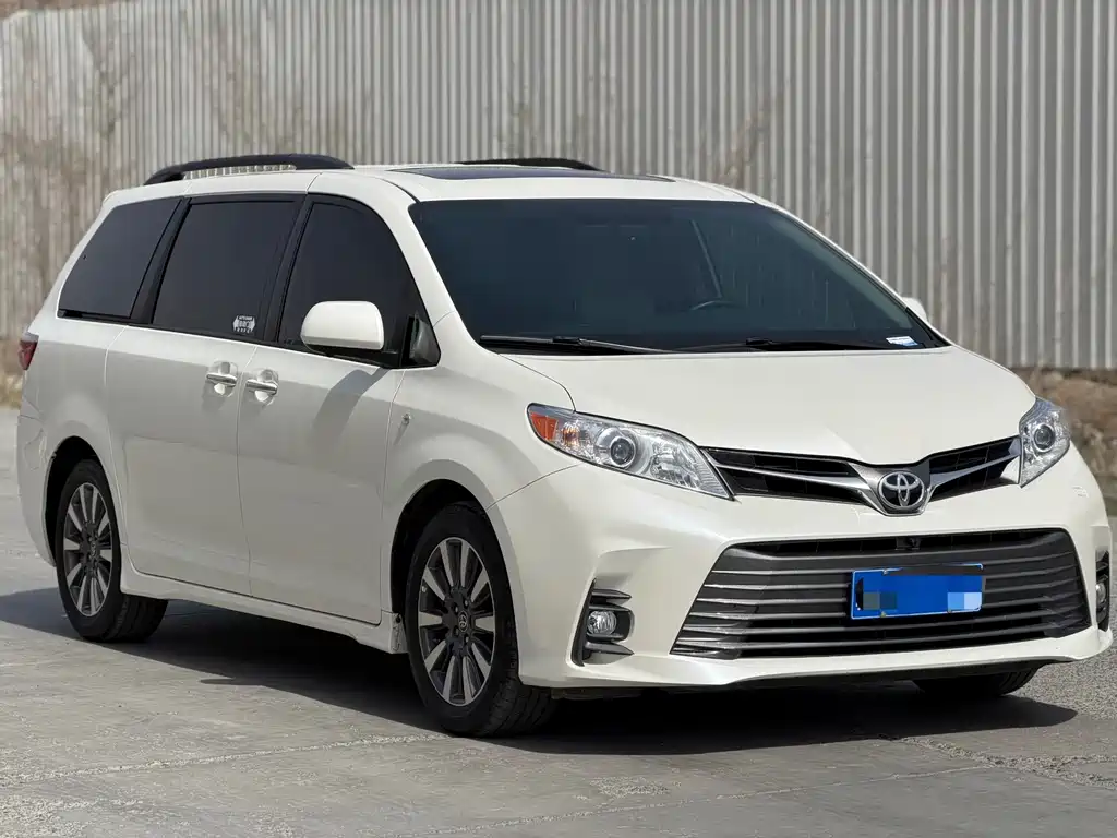 SIENNA 3.5 L US Spec
