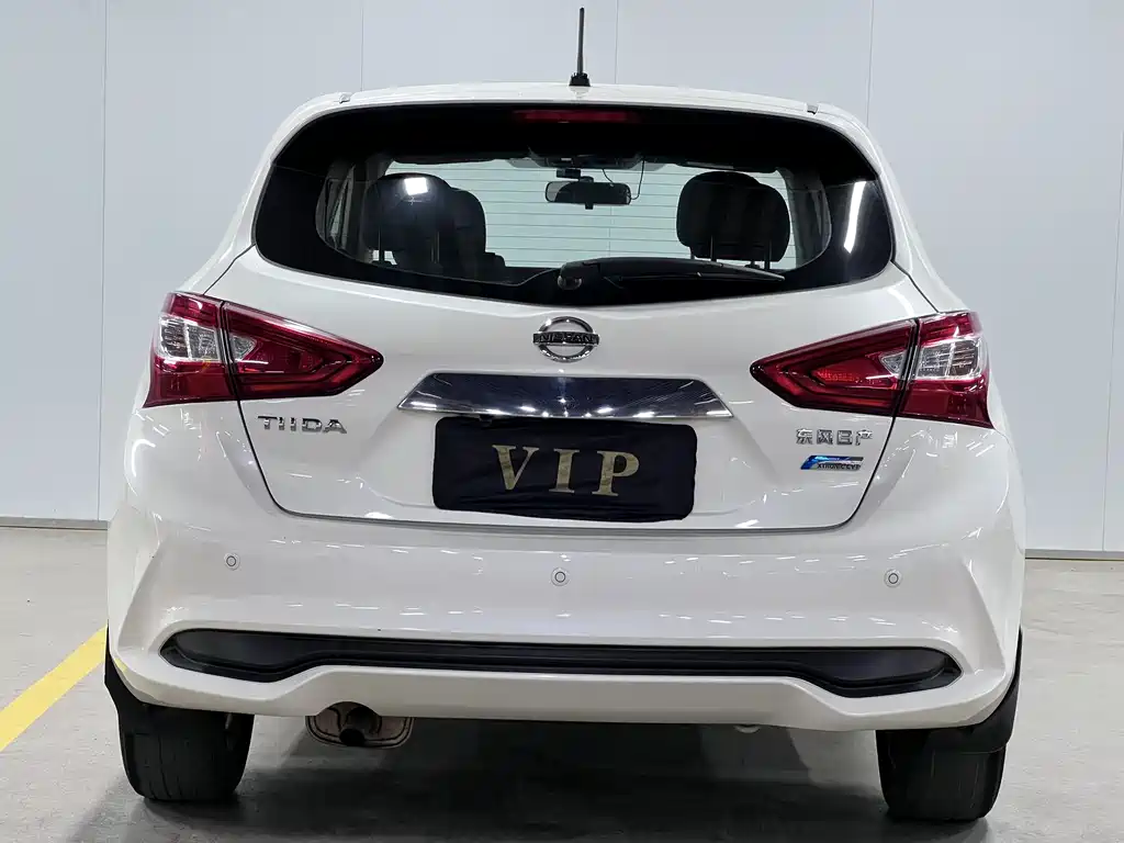 Tiida 1.6 L CVT Cool Motion